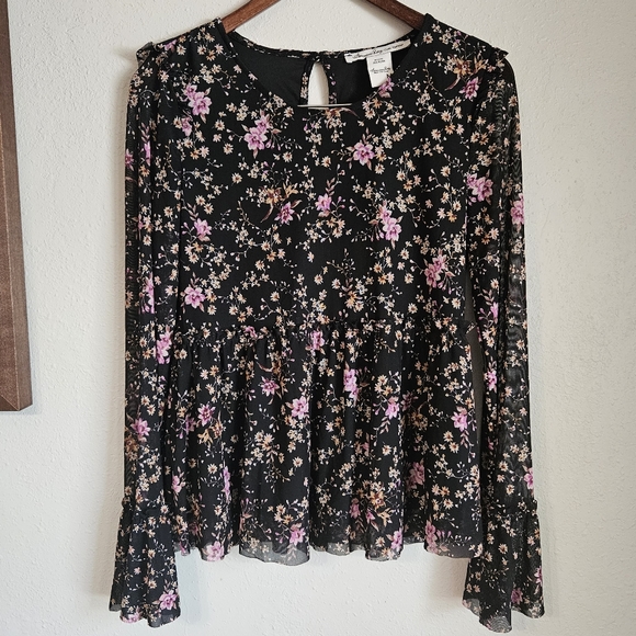 American Rag Tops - American Rag NWT Floral Long Bell Sleeve Blouse Sz M